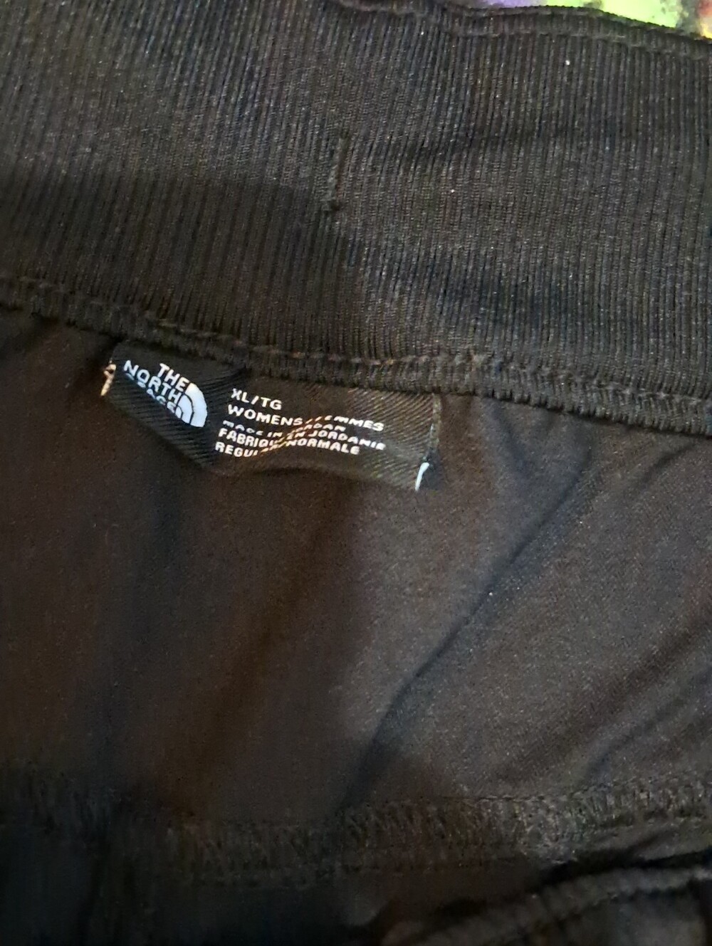 The North Face Light Weight Joggers - Picture 4 of 5
